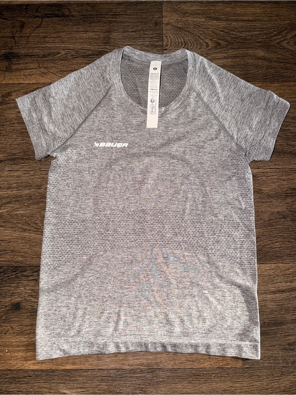 Lululemon Swiftly Tech 2.0 Race Length Short Sleeve Gray Bauer Women Size 4 Tee